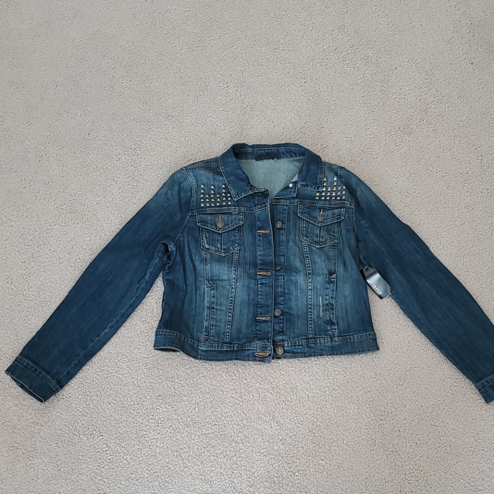 Women's jean jacket